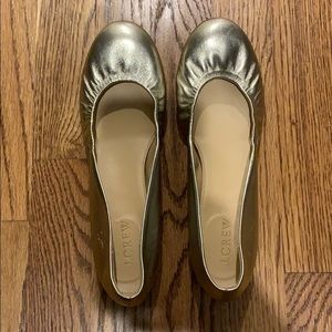 EUC JCrew Cece flats. Size 6.5. Gold.